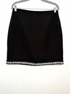 Bagatelle Pearl Embellished Black Mini Skirt - Chic & Tailored Size M Old Money